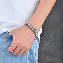 Load image into Gallery viewer, Wristwear: Handmade Vintage Bracelet. Turn Beads. Retro Six-character Mantra.