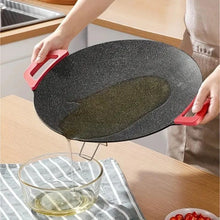 Load image into Gallery viewer, Gadgets / Outdoors: Electric Griddle Pan. Non-Stick. Portable. International Plugs Available.