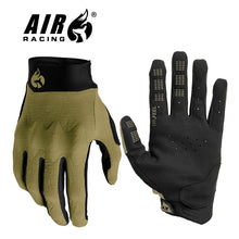 Cargar imagen en el visor de la galería, Guantes: de AIR Racing. Guantes de conducir y deportivos. Ligeros y cómodos. Ajuste superior. Varios colores.
