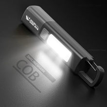 Load image into Gallery viewer, Gadgets: LED Flashlight by SMILING SHARK. Variable Focus.
