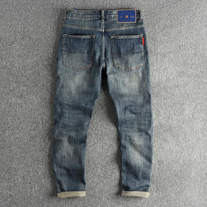 Pants: Nostalgic American Wash. Embroidered jeans. Slim Straight Leg.