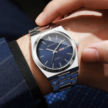 將圖片載入圖庫檢視器 Watches: Luxury Styling. Calendar. Quartz Without Box）

